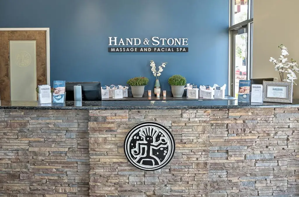 HAND & STONE ANNOUNCES GRAND OPENING OF NEW SPA IN SPRING