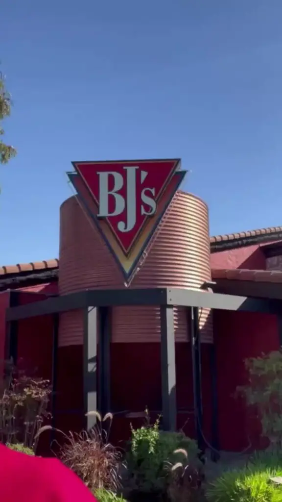 BJs Restaurant To Open New Location In Cypress-1