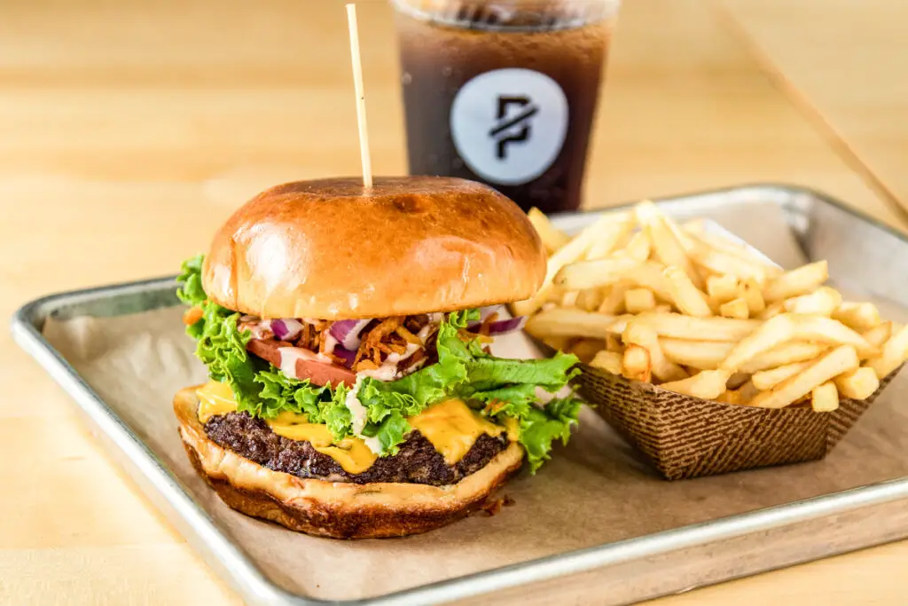 PINCHO to Serve Up Award-Winning Burgers and Kebabs at 2nd Houston Area Location