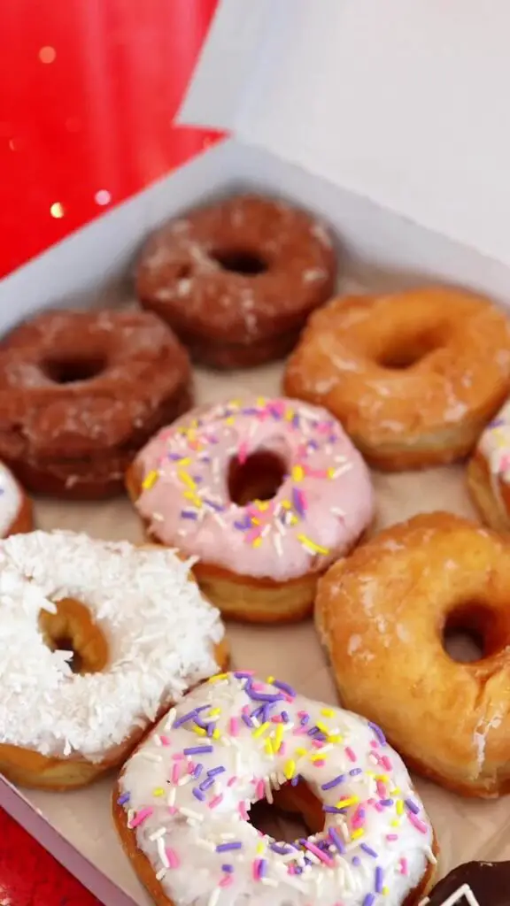 Shipley Do-Nuts Sweetens Houston With New Hockley Store-1